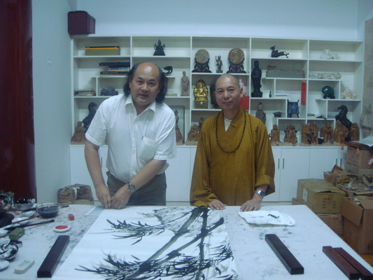 中国著名国画大师吴进良先生在乐清市委副市长吴云峰的陪同下拜访了法大和尚(图9)