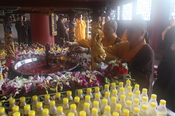 温州雁荡山能仁寺庆祝佛诞节举行盛大浴佛节(图12)