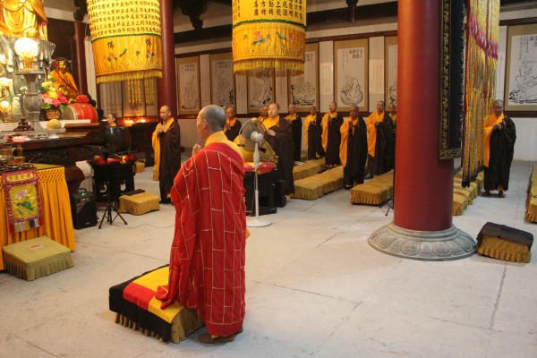 雁荡山能仁寺全体僧众为天津市塘沽災区受災同胞祈福(图5)