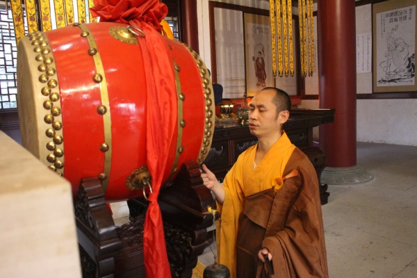 雁荡山能仁寺全体僧众为天津市塘沽災区受災同胞祈福(图8)