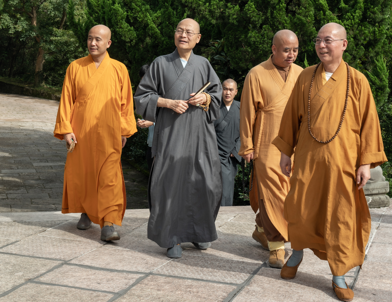 迎亚运 庆国庆：温州能仁寺雁荡山举行办“千佛岩下——了法法师书画展”(图2)